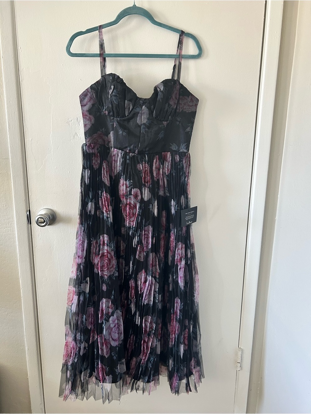 Lulu’s Black Floral Pleated Midi Dress with Pink Roses